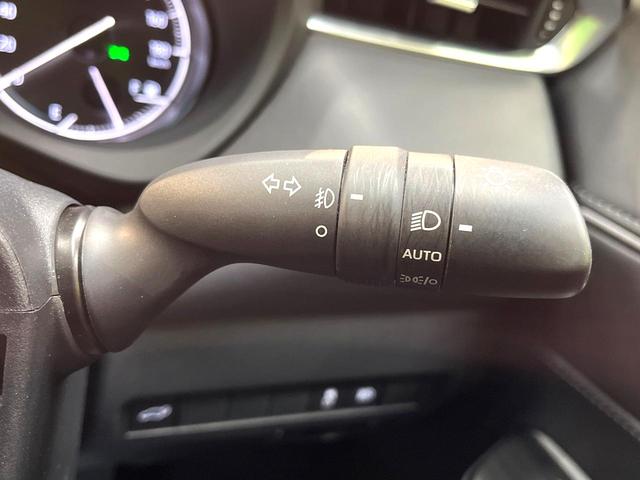 ハリアー Ｇ　禁煙車　モデリスタフルエアロ　ナビ付８型ディスプレイオーディオ　衝突軽減装置　レーダークルーズ　ＥＴＣ２．０　バックカメラ　ドラレコ　フルセグ　パワーバックドア　ブラインドスポットモニター　ＨＤＭＩ（59枚目）