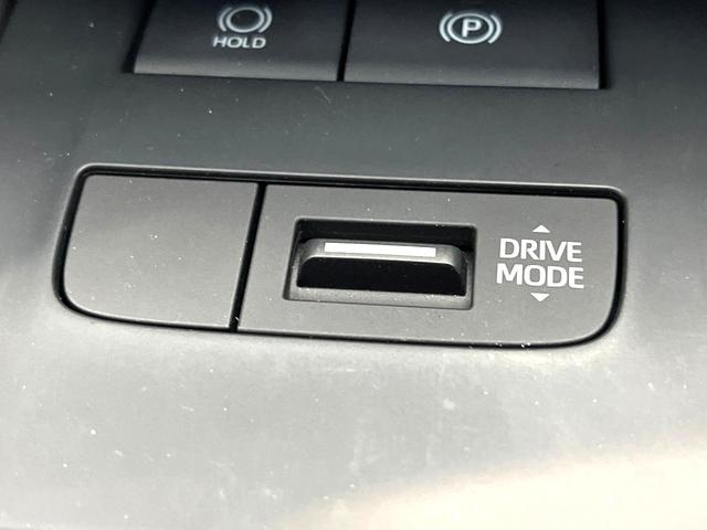 ハリアー Ｇ　禁煙車　モデリスタフルエアロ　ナビ付８型ディスプレイオーディオ　衝突軽減装置　レーダークルーズ　ＥＴＣ２．０　バックカメラ　ドラレコ　フルセグ　パワーバックドア　ブラインドスポットモニター　ＨＤＭＩ（67枚目）