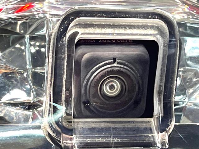 デリカD:5 P 禁煙車 4WD ディーゼル(軽油) 10インチナビ 両側電動ドア バックカメラ 100V電源 衝突被害軽減システム レーダークルーズ 電動リアゲート パワーシート LEDヘッド ETC(26枚目)