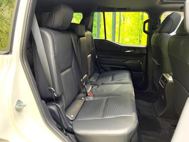 �y�X�e�A�����O�X�C�b�`�z�^�]���A�O������ڐ������炷���ƂȂ��A�I�[�f�B�I���̑��삪�\�ȕ֗��@�\�I���S�����K�ȃh���C�u�����o���Ă���܂���