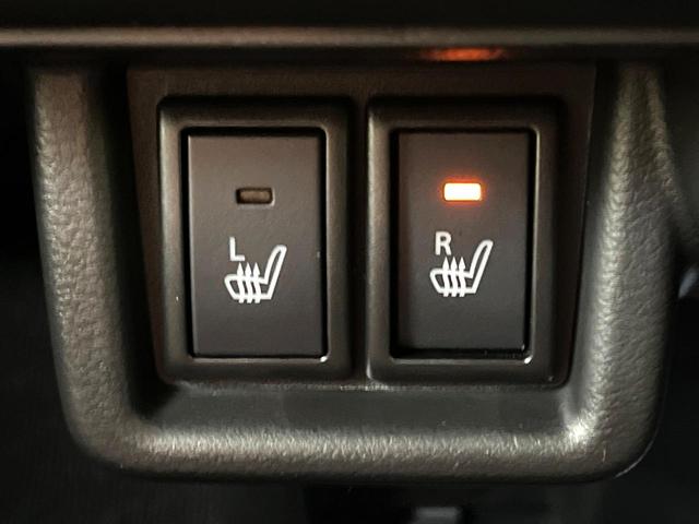 スペーシアカスタム ハイブリッドＸＳ　禁煙車　純正１０インチナビ　両側電動ドア　バックカメラ　衝突被害軽減システム　レーダークルーズ　ハーフレザーシート　前席シートヒーター　ドラレコ　ＬＥＤヘッド　ビルトインＥＴＣ　オートハイビーム（7枚目）