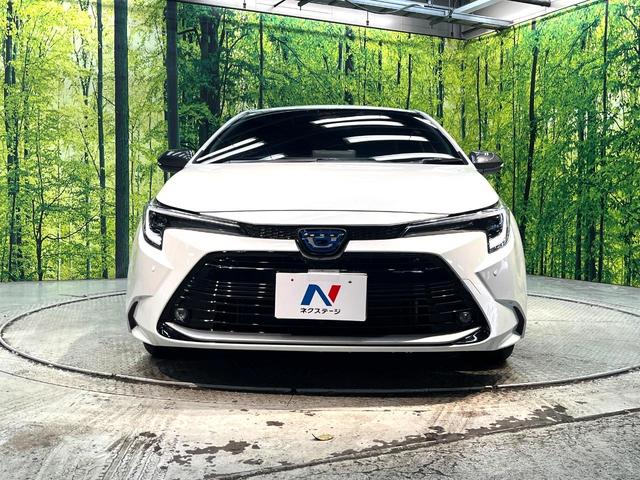 カローラ ハイブリッド　ダブルバイビー　純正１０．５インチナビ　バックカメラ　衝突軽減装置　レーダークルーズコントロール　禁煙車　ハーフレザーシート　コーナーセンサー　スマートキー　ブラインドスポットモニター　車線逸脱警報　ＥＴＣ（14枚目）