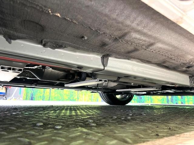 カローラ ハイブリッド　ダブルバイビー　純正１０．５インチナビ　バックカメラ　衝突軽減装置　レーダークルーズコントロール　禁煙車　ハーフレザーシート　コーナーセンサー　スマートキー　ブラインドスポットモニター　車線逸脱警報　ＥＴＣ（26枚目）