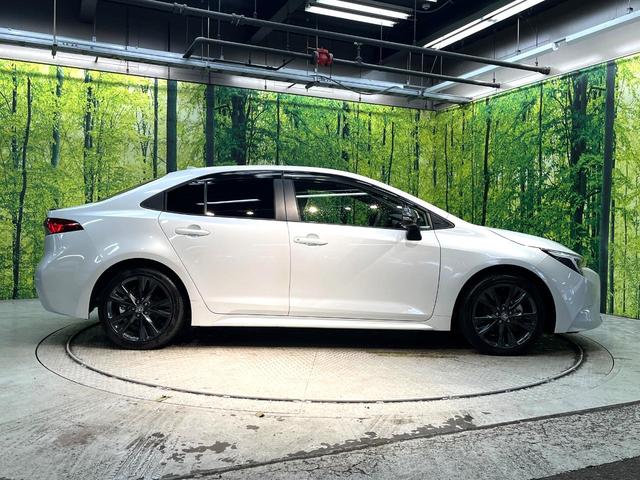 カローラ ハイブリッド　ダブルバイビー　純正１０．５インチナビ　バックカメラ　衝突軽減装置　レーダークルーズコントロール　禁煙車　ハーフレザーシート　コーナーセンサー　スマートキー　ブラインドスポットモニター　車線逸脱警報　ＥＴＣ（28枚目）