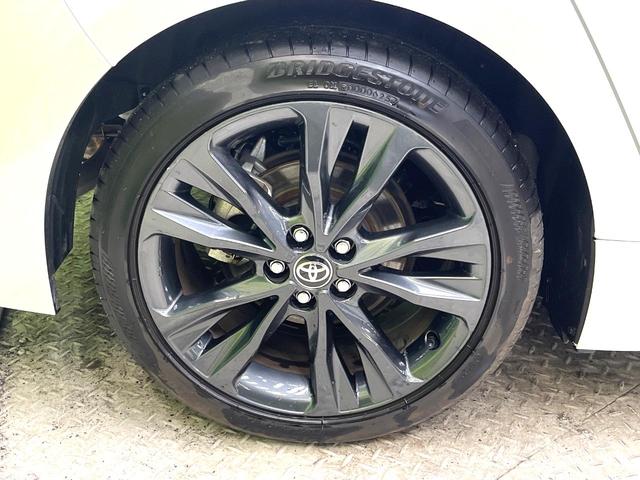 カローラ ハイブリッド　ダブルバイビー　純正１０．５インチナビ　バックカメラ　衝突軽減装置　レーダークルーズコントロール　禁煙車　ハーフレザーシート　コーナーセンサー　スマートキー　ブラインドスポットモニター　車線逸脱警報　ＥＴＣ（31枚目）