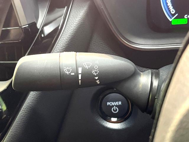 カローラ ハイブリッド　ダブルバイビー　純正１０．５インチナビ　バックカメラ　衝突軽減装置　レーダークルーズコントロール　禁煙車　ハーフレザーシート　コーナーセンサー　スマートキー　ブラインドスポットモニター　車線逸脱警報　ＥＴＣ（53枚目）