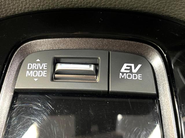 カローラ ハイブリッド　ダブルバイビー　純正１０．５インチナビ　バックカメラ　衝突軽減装置　レーダークルーズコントロール　禁煙車　ハーフレザーシート　コーナーセンサー　スマートキー　ブラインドスポットモニター　車線逸脱警報　ＥＴＣ（59枚目）