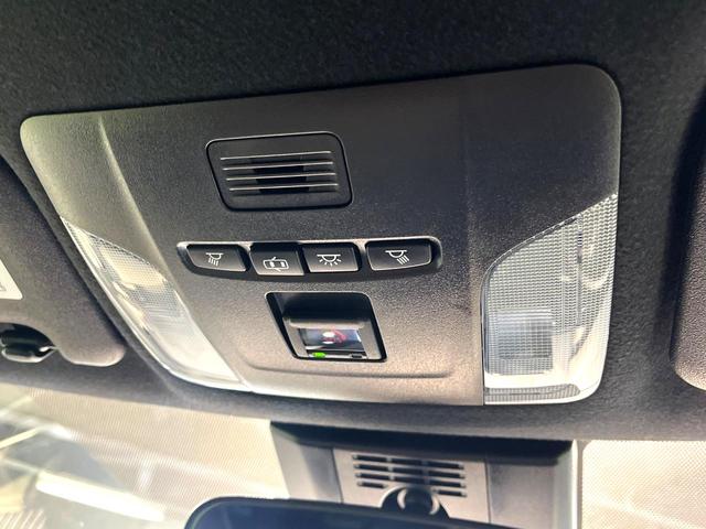 カローラ ハイブリッド　ダブルバイビー　純正１０．５インチナビ　バックカメラ　衝突軽減装置　レーダークルーズコントロール　禁煙車　ハーフレザーシート　コーナーセンサー　スマートキー　ブラインドスポットモニター　車線逸脱警報　ＥＴＣ（65枚目）