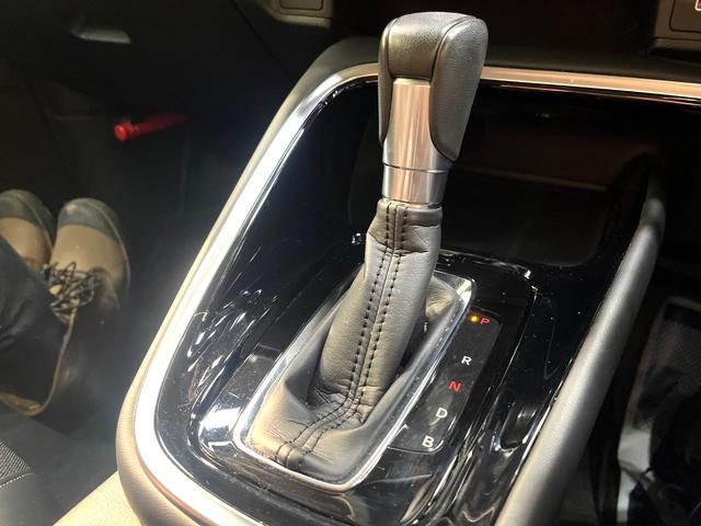 ヴェゼル e:HEV Z 純正8型ナビ バックカメラ 衝突軽減装置 レーダークルーズコントロール 禁煙車 パワーバックドア コーナーセンサー ブラインドスポットモニター LEDヘッドライト オートライト CD/DVD再生(44枚目)