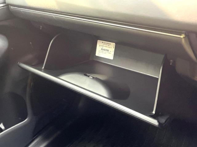 ヴェゼル e:HEV Z 純正8型ナビ バックカメラ 衝突軽減装置 レーダークルーズコントロール 禁煙車 パワーバックドア コーナーセンサー ブラインドスポットモニター LEDヘッドライト オートライト CD/DVD再生(72枚目)