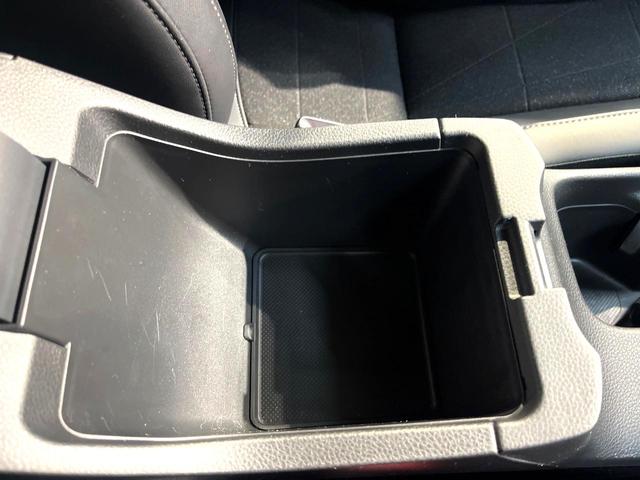 ヴェゼル e:HEV Z 純正8型ナビ バックカメラ 衝突軽減装置 レーダークルーズコントロール 禁煙車 パワーバックドア コーナーセンサー ブラインドスポットモニター LEDヘッドライト オートライト CD/DVD再生(73枚目)