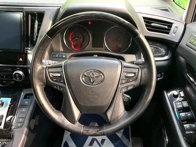 アルファード ２．５Ｓ　Ｃパッケージ　禁煙車　サンルーフ　両側電動ドア　純正ＳＤナビ　後席モニター　バックカメラ　衝突被害軽減システム　レーダークルーズ　電動リアゲート　前席シートエアコン　前後席パワーシート　ドラレコ　コーナーセンサー（11枚目）