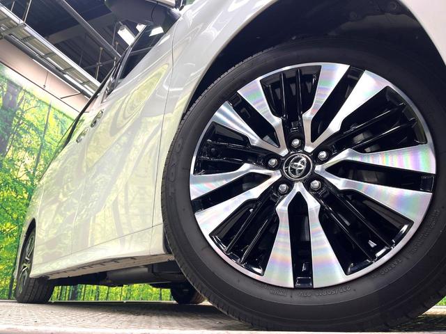 アルファード ２．５Ｓ　Ｃパッケージ　禁煙車　サンルーフ　両側電動ドア　純正ＳＤナビ　後席モニター　バックカメラ　衝突被害軽減システム　レーダークルーズ　電動リアゲート　前席シートエアコン　前後席パワーシート　ドラレコ　コーナーセンサー（13枚目）