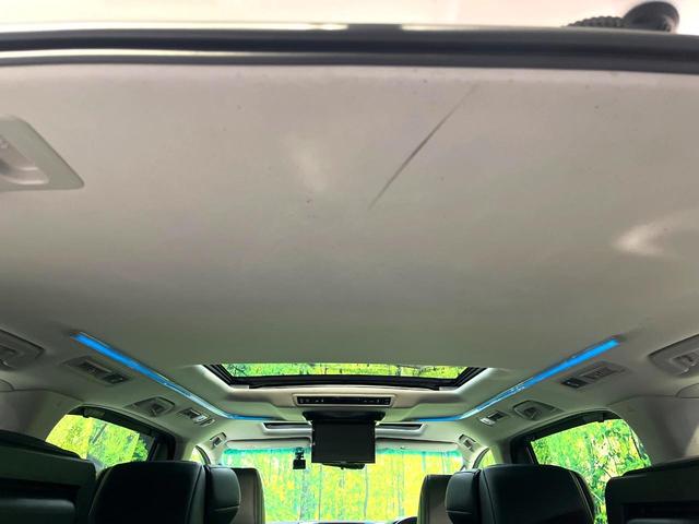 アルファード ２．５Ｓ　Ｃパッケージ　禁煙車　サンルーフ　両側電動ドア　純正ＳＤナビ　後席モニター　バックカメラ　衝突被害軽減システム　レーダークルーズ　電動リアゲート　前席シートエアコン　前後席パワーシート　ドラレコ　コーナーセンサー（30枚目）