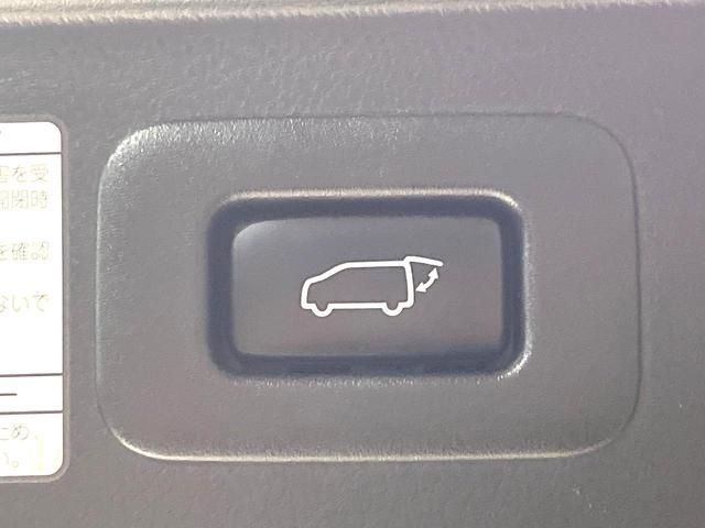 アルファード ２．５Ｓ　Ｃパッケージ　禁煙車　サンルーフ　両側電動ドア　純正ＳＤナビ　後席モニター　バックカメラ　衝突被害軽減システム　レーダークルーズ　電動リアゲート　前席シートエアコン　前後席パワーシート　ドラレコ　コーナーセンサー（32枚目）