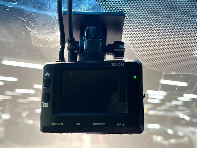 アルファード ２．５Ｓ　Ｃパッケージ　禁煙車　サンルーフ　両側電動ドア　純正ＳＤナビ　後席モニター　バックカメラ　衝突被害軽減システム　レーダークルーズ　電動リアゲート　前席シートエアコン　前後席パワーシート　ドラレコ　コーナーセンサー（71枚目）