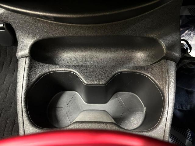 ノート ｅ－パワーニスモ　禁煙車　純正ＳＤナビ　バックカメラ　衝突被害軽減システム　ドラレコ　スマートキー　ＬＥＤヘッド　ビルトインＥＴＣ　純正１６インチアルミ　車線逸脱警報　オートライト　オートエアコン　Ｂｌｕｅｔｏｏｔｈ（59枚目）