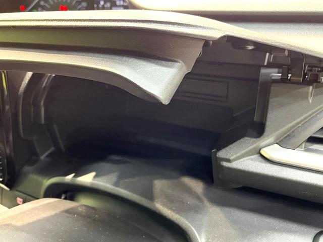 ソリオ Ｇ　禁煙車　電動スライドドア　ＳＤナビ　バックカメラ　衝突被害軽減システム　コーナーセンサー　スマートキー　ＥＴＣ　オートハイビーム　車線逸脱警報　オートライト　オートエアコン　Ｂｌｕｅｔｏｏｔｈ（50枚目）