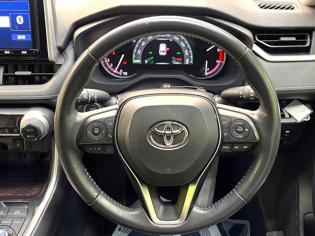 ＲＡＶ４ Ｇ　Ｚパッケージ　禁煙車　純正９型ナビ　衝突軽減装置　レーダークルーズ　ブラインドスポットモニター　合皮シート　デジタルミラー　シートヒーター　バックカメラ　パワーシート　ＥＴＣ２．０　パワーバックドア（11枚目）