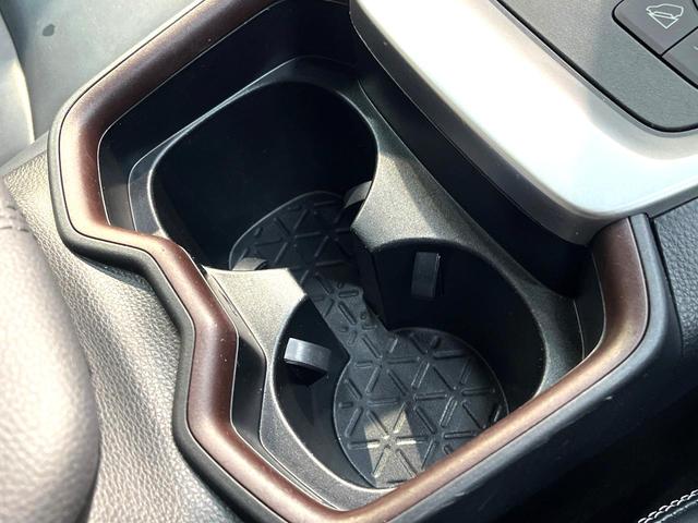 ＲＡＶ４ Ｇ　Ｚパッケージ　禁煙車　純正９型ナビ　衝突軽減装置　レーダークルーズ　ブラインドスポットモニター　合皮シート　デジタルミラー　シートヒーター　バックカメラ　パワーシート　ＥＴＣ２．０　パワーバックドア（68枚目）