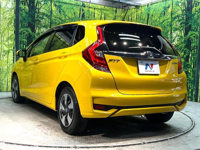 フィットハイブリッド Ｌ　ホンダセンシング　禁煙車　純正ＳＤナビ　バックカメラ　衝突被害軽減システム　ハーフレザーシート　スマートキー　ＬＥＤヘッド　ビルトインＥＴＣ　車線逸脱警報　オートライト　オートエアコン　Ｂｌｕｅｔｏｏｔｈ　ＣＤ（23枚目）