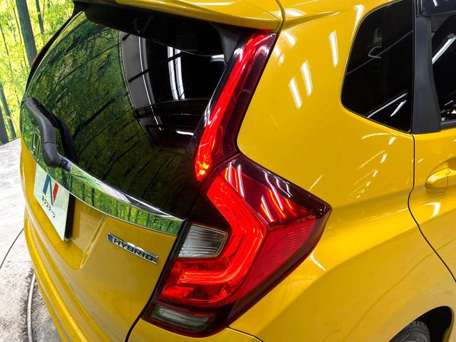 フィットハイブリッド Ｌ　ホンダセンシング　禁煙車　純正ＳＤナビ　バックカメラ　衝突被害軽減システム　ハーフレザーシート　スマートキー　ＬＥＤヘッド　ビルトインＥＴＣ　車線逸脱警報　オートライト　オートエアコン　Ｂｌｕｅｔｏｏｔｈ　ＣＤ（38枚目）