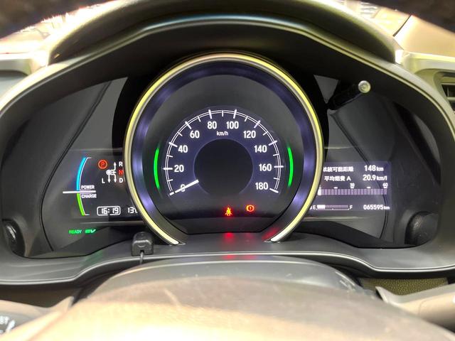 フィットハイブリッド Ｌ　ホンダセンシング　禁煙車　純正ＳＤナビ　バックカメラ　衝突被害軽減システム　ハーフレザーシート　スマートキー　ＬＥＤヘッド　ビルトインＥＴＣ　車線逸脱警報　オートライト　オートエアコン　Ｂｌｕｅｔｏｏｔｈ　ＣＤ（51枚目）