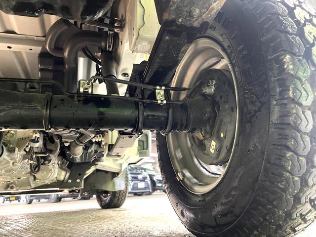 ハイゼットトラック スタンダード　４ＷＤ　ＭＴ車　禁煙車　オーディオ　エアコン　ヘッドライトレベライザー　パワーステアリング　荷台三方開き　サイドバイザー　シガーソケット（30枚目）