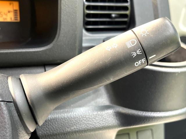 ハイゼットトラック スタンダード　４ＷＤ　ＭＴ車　禁煙車　オーディオ　エアコン　ヘッドライトレベライザー　パワーステアリング　荷台三方開き　サイドバイザー　シガーソケット（41枚目）