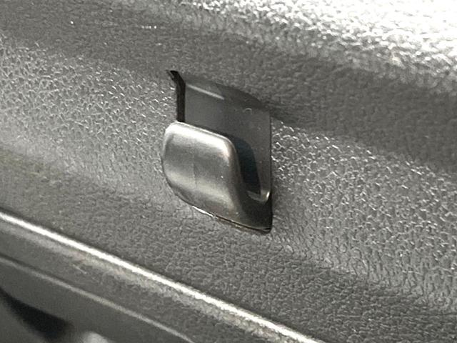 ハイゼットトラック スタンダード　４ＷＤ　ＭＴ車　禁煙車　オーディオ　エアコン　ヘッドライトレベライザー　パワーステアリング　荷台三方開き　サイドバイザー　シガーソケット（55枚目）