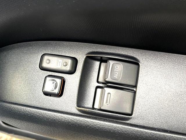 プロボックス ハイブリッドＧＸ　禁煙車　ナビ　バックカメラ　フルセグ　ドライブレコーダー　ＥＴＣ　ｂｌｕｅｔｏｏｔｈ再生　シートヒーター　プライバシーガラス　盗難防止装置　ＣＤ／ＤＶＤ再生　電動ドアミラー　トラクションコントロール（41枚目）