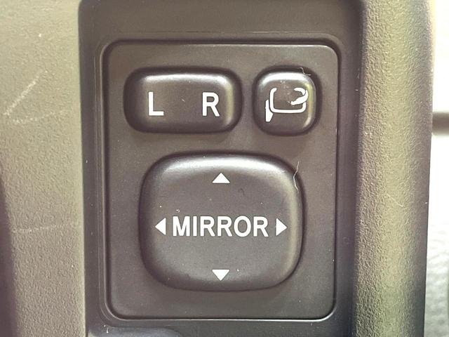 プロボックス ハイブリッドＧＸ　禁煙車　ナビ　バックカメラ　フルセグ　ドライブレコーダー　ＥＴＣ　ｂｌｕｅｔｏｏｔｈ再生　シートヒーター　プライバシーガラス　盗難防止装置　ＣＤ／ＤＶＤ再生　電動ドアミラー　トラクションコントロール（51枚目）