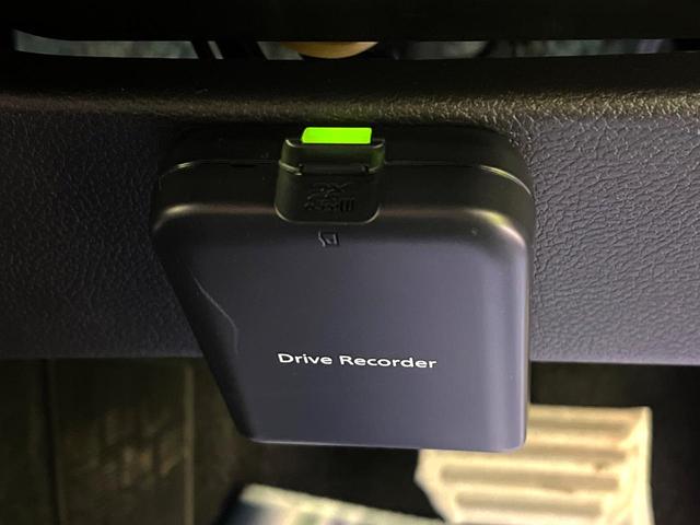 フロンクス ベースグレード 禁煙車 衝突軽減システム レーダークルーズ 純正9インチナビ 全周囲カメラ フルセグ ドライブレコーダー ETC bluetooth再生 シートヒーター ハーフレザーシート レーンアシスト スマートキ(63枚目)