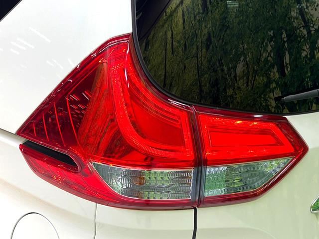 フリードハイブリッド ハイブリッド・ＥＸ　禁煙車　両側電動スライドドア　後席モニター　衝突軽減システム　アダプティブクルーズ　純正９インチナビ　バックカメラ　フルセグ　ＥＴＣ　ｂｌｕｅｔｏｏｔｈ再生　シートヒーター　ＬＥＤヘッド　スマートキー（34枚目）