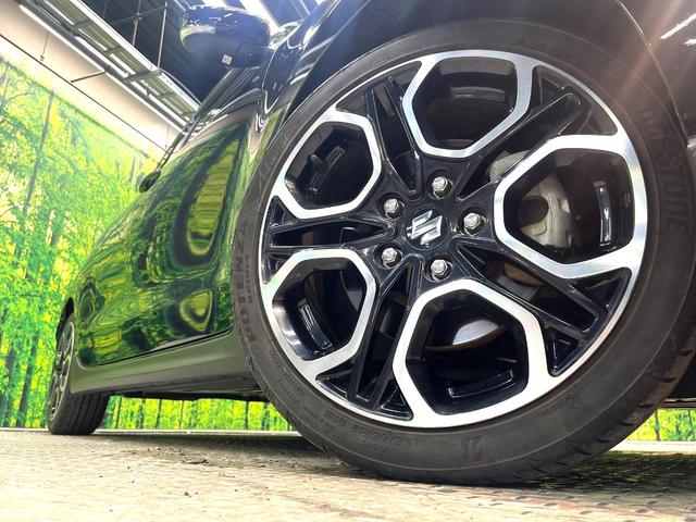 �y�����P�V�C���`�A���~�z�C�[���z�O�ςɃ}�b�`���������A���~�z�C�[���𑕒����Ă���܂��B�e��ЊO�A���~�z�C�[����A�X�^�b�h���X�^�C�����戵�����Ă���܂��B���񂲑��k����������