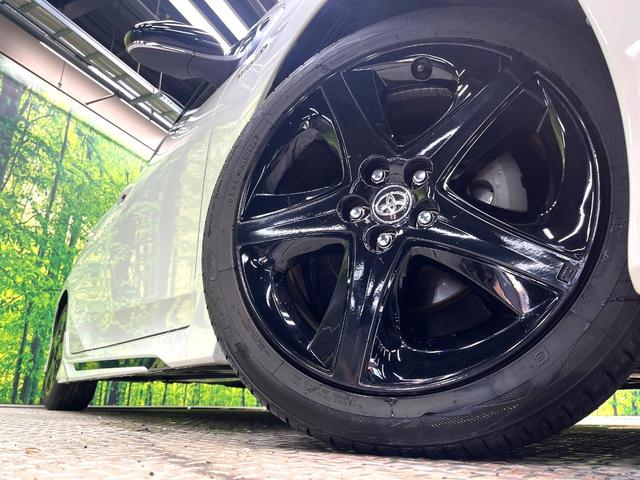 プリウス Ｓツーリングセレクション　禁煙車　モデリスタフルエアロ　純正９インチＳＤナビ　バックカメラ　衝突被害軽減システム　レーダークルーズ　レザーシート　ドラレコ　コーナーセンサー　スマートキー　ビルトインＥＴＣ　純正１７インチアルミ（13枚目）