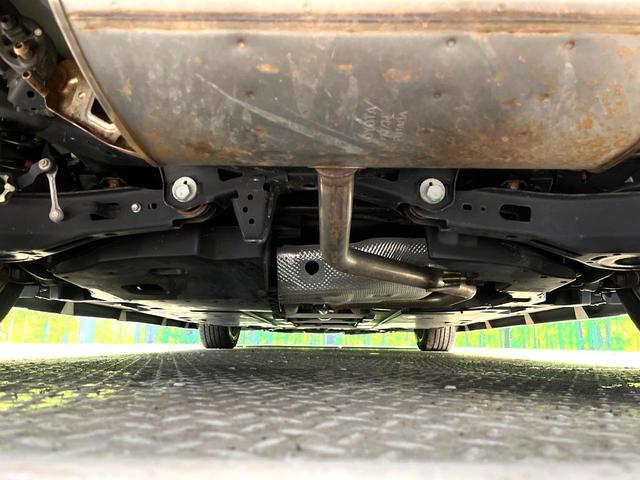 プリウス Ｓツーリングセレクション　禁煙車　モデリスタフルエアロ　純正９インチＳＤナビ　バックカメラ　衝突被害軽減システム　レーダークルーズ　レザーシート　ドラレコ　コーナーセンサー　スマートキー　ビルトインＥＴＣ　純正１７インチアルミ（19枚目）