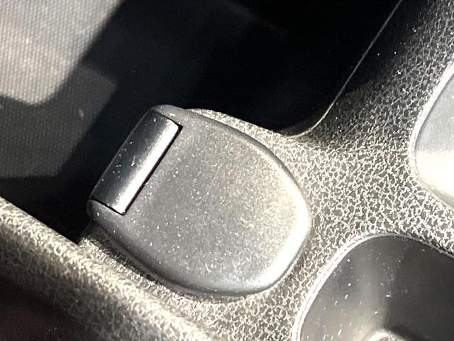 ノート Ｘ　禁煙車　衝突軽減システム　純正ナビ　フルセグ　ｂｌｕｅｔｏｏｔｈ再生　レーンアシスト　クリアランスソナー　スマートキー　盗難防止装置　トラクションコントロール　プライバシーガラス（56枚目）