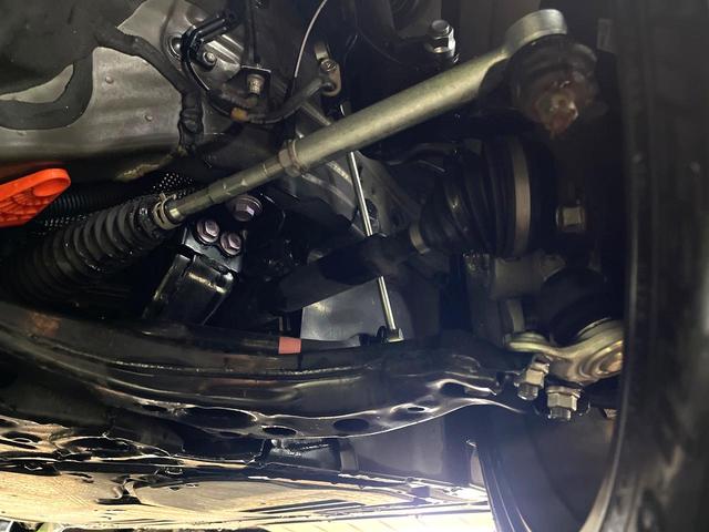 プリウス Ｚ　禁煙車　１２．３インチディスプレイ　モデリスタフルエアロ　全周囲カメラ　衝突被害軽減システム　レーダークルーズ　合皮シート　前席シートエアコン　パワーシート　ドラレコ　コーナーセンサー　ＥＴＣ２．０（20枚目）