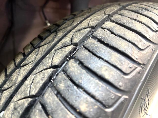 eKワゴン E 禁煙車 SDナビ ドライブレコーダー シートヒーター ETC 横滑り防止装置 盗難防止装置 CD再生 地デジTV 電動格納ミラー プライバシーガラス バニティミラー(35枚目)