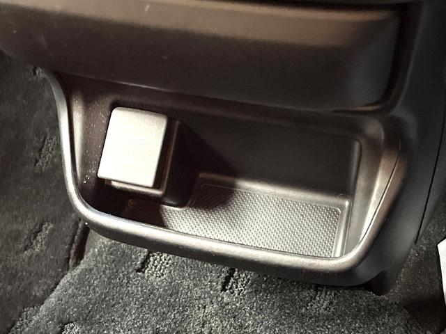 フリードハイブリッド ハイブリッド・ＥＸ　エアロ　両側電動ドア　純正ＳＤナビ　後席モニター　バックカメラ　衝突被害軽減システム　禁煙車　ハーフレザーシート　ドラレコ　スマートキー　ＬＥＤヘッド　ビルトインＥＴＣ　車線逸脱警報　オートライト（69枚目）