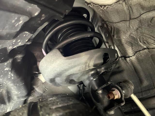 プリウス S 禁煙車 純正9インナビ プリクラッシュセーフティ レーダークルーズ バックカメラ ドラレコ スマートキー LEDヘッドETC 純正15インチアルミホイールCD DVD再生 盗難防止装置(24枚目)