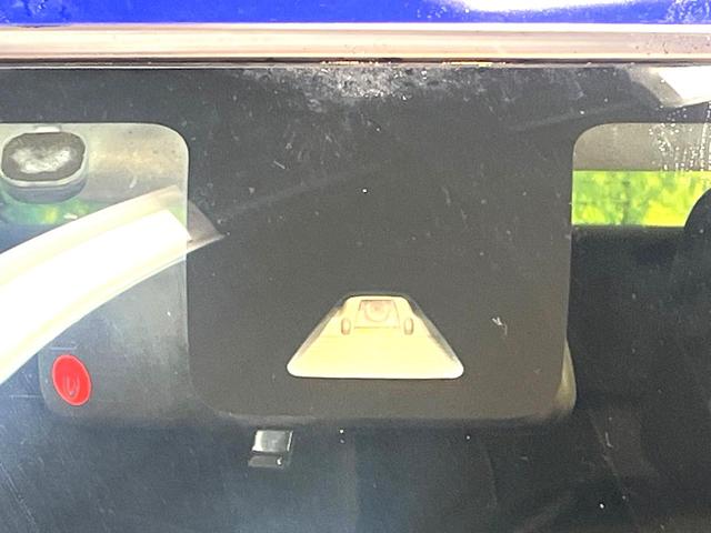 キャスト スポーツＳＡＩＩ　ターボ　ＳＤナビ　スマートアシスト　禁煙車　ハーフレザーシート　ドラレコ　スマートキー　ＬＥＤヘッド　ＥＴＣ　純正１６アルミ　ＭＯＭＯステアリング　オートライト　オートエアコン　Ｂｌｕｅｔｏｏｔｈ（3枚目）