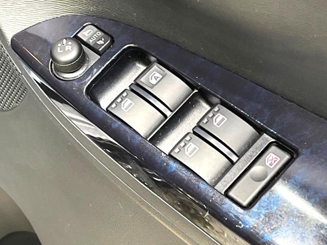 タント カスタムＸ　トップエディションＳＡＩＩ　禁煙車　両側電動スライドドア　フリップダウンモニター　衝突軽減システム　純正８インチナビ　バックカメラ　フルセグ　ＥＴＣ　Ｂｌｕｅｔｏｏｔｈ再生　ハーフレーザーシート　ＬＥＤヘッドライト　ＬＥＤフォグ（28枚目）