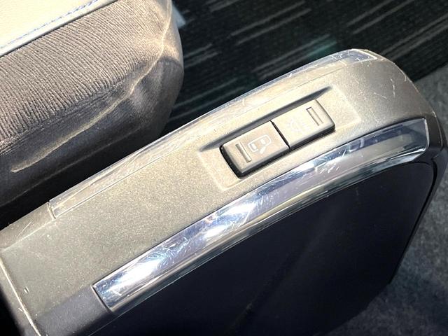 タントエグゼ カスタムＲＳ　ターボ　禁煙車　スマートキー　ＨＩＤヘッド　ＥＴＣ　純正１５インチアルミ　オートエアコン　フォグランプ　オーディオ　ＣＤ再生　革巻きステアリング　電動格納ドアミラー　サイドバイザー　ＡＵＸ（41枚目）