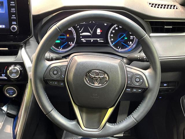 �y�����v�����X�e�A�����O�z�㎿�Ȋv���g�p���邱�ƂŁA��ɂ����������݂ƂĂ��^�]���₷���n���h���ł���