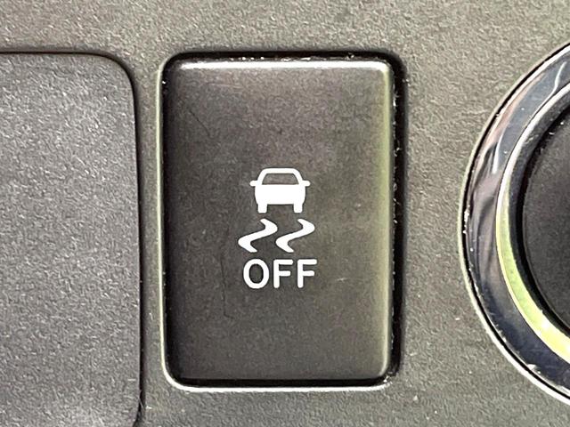 �y������h�~���u�z�ԗ��̉���������m����ƁA�����I�Ɏԗ��̐i�s������ۂ悤�Ɏԗ��𐧌䂵�܂��B�J�̓��ȂǊ���₷���H�ʏ󋵂ł����S�ȉ^�]���\�ł��B