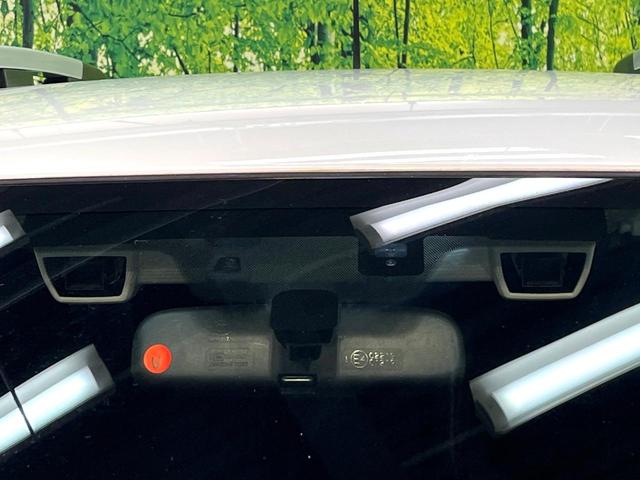 �y�A�C�T�C�g�u�����Q�z�O���̎ԗ��������m���A�Փ˂������Ȏ��͌x��Œ��ӂ𑣂��A�u���[�L�𓥂ޗ͂��T�|�[�g�B�u���[�L�𓥂߂Ȃ������ꍇ�͏Փ˔�Q�y���u���[�L���쓮�A�Փˉ�����T�|�[�g���܂��B