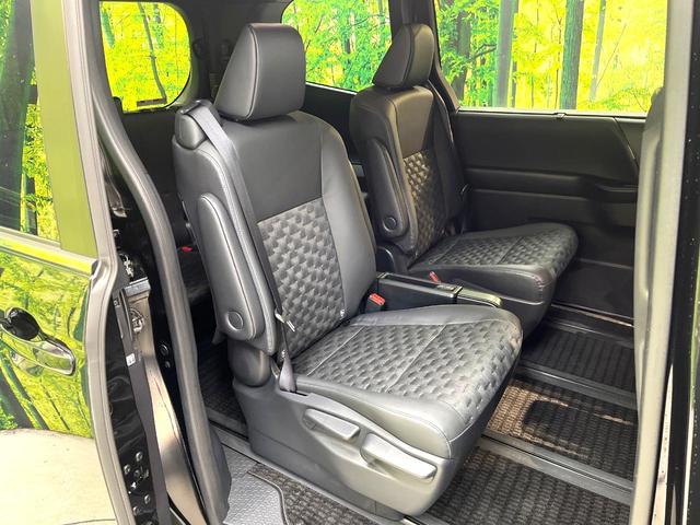 ヴォクシー S-Z 両側電動ドア バックカメラ 衝突被害軽減システム レーダークルーズ 禁煙車 コーナーセンサー スマートキー LEDヘッド 純正8型ディスプレイオーディオ ETC2.0 純正17インチアルミ(9枚目)