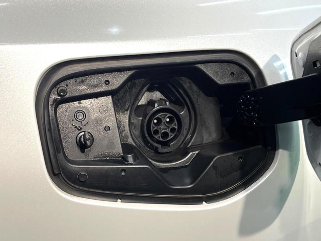 プリウス Z 純正12.3型ディスプレイオーディオプラス 全周囲カメラ 100V電源 衝突被害軽減システム レーダークルーズ 禁煙車 全席シートエアコン パワーシート コーナーセンサー スマートキー LEDヘッド(35枚目)